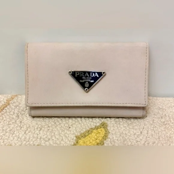 PRADA Unisex Tessuto White Nylon Six-Key Holder With Black Patent Interior - Picture 1 of 16
